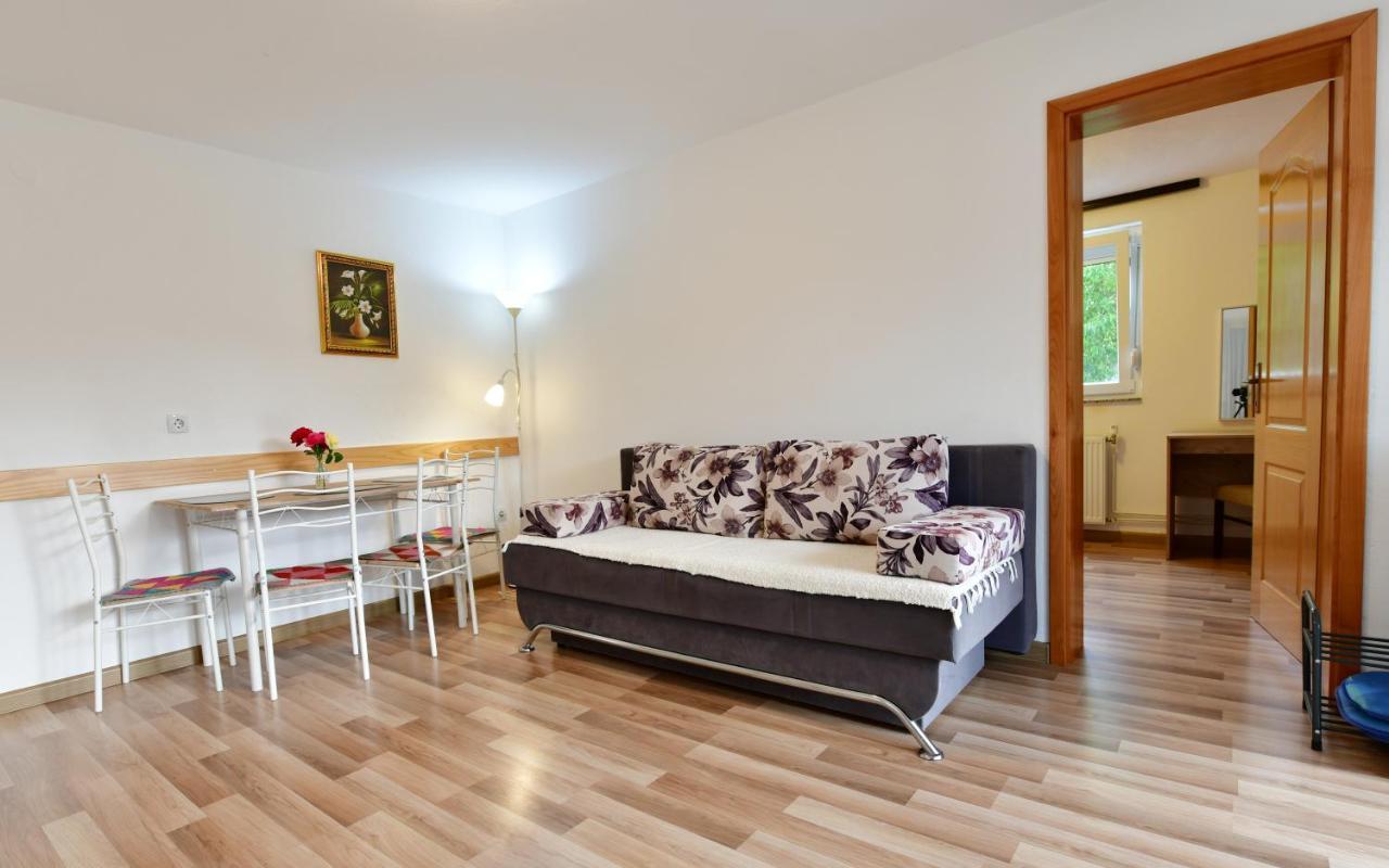 Apartment Stjepan Rakovica Eksteriør bilde
